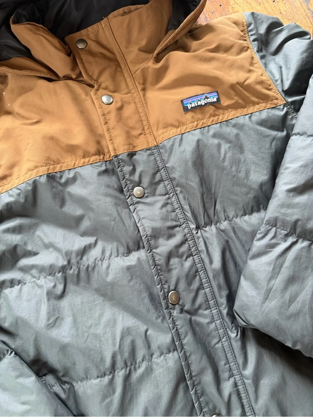 Patagonia Bivy Hooded Puffer Jacket XL Kids 14